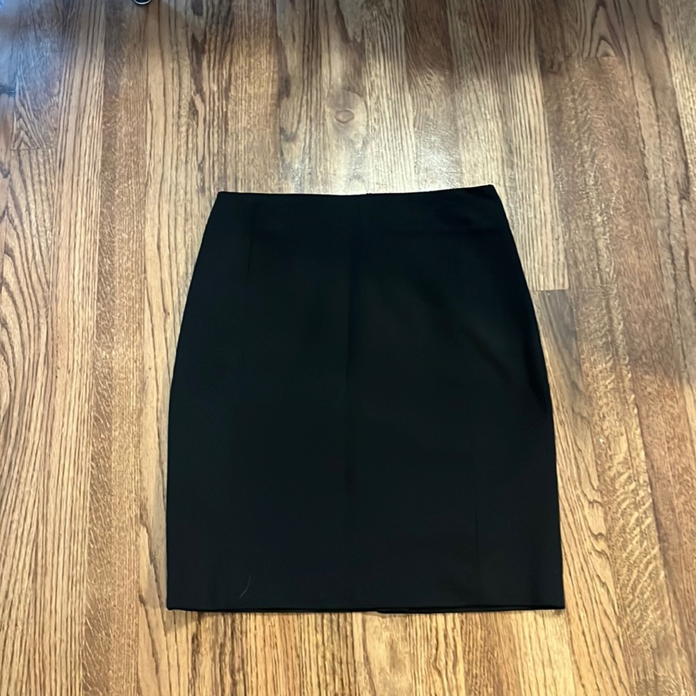 Banana Republic Black Fitted Suit Skirt Size 0